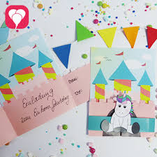 Klicke auf die einzelnen bilder zum öffnen und ausdrucken der pdf datei dann kann es das einhorn und die sterne farbig ausmalen. Marchenhafte Einhorn Einladung Zum Ausdrucken Balloonas