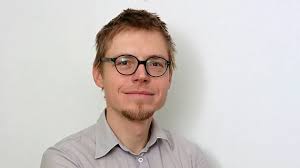 Knižní tip Jaroslava Balvína: Magnesií křtěný Hradeckého marš