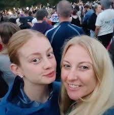 Hi, I don't usually read reviews of hotels but I've read up