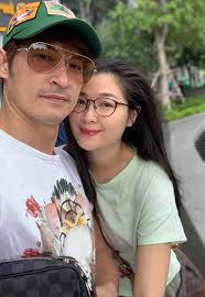 Vợ Huy Khánh tiết lộ tình hình gia đình giữa thông tin ly hôn