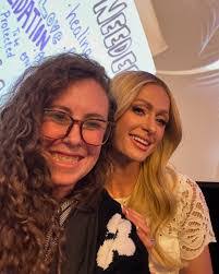 Hilary Gordon's Instagram, Twitter & Facebook