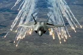 Im no expert about the eagle family but it looks like the e can use every weapon the c can. Watch The F 22 Take On 5 F 15s And Dominate We Are The Mighty