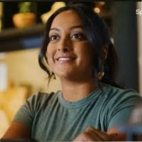 Ayesha Patel's Instagram, Twitter & Facebook