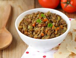 È consigliato acquistare lenticchie essiccate e, per la preparazione, lasciarle in ammollo per almeno 12 ore, dopodiché è possibile cuocerle, aggiungendo dell'alga. Lenticchie In Umido Le Mie Ricette Facilissime Con E Senza Ammollo Mamma Felice