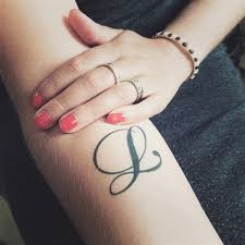 Words of wisdom, quotes, custom text, and more can be included with your tattoo in beautiful, custom lettering. 25 Trending L Letter Tattoo Designs 2021 Styles At Life
