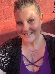 💬 “Yo! Steph, Dray, where are you guys? We've been waiting forever!” 💬  “Hold up, we're almost there. We're a bit late 'cause Draymond almost  punched some dude when we got off