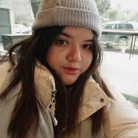 sarah 🩺 (@studsfolk)