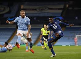 Спустя пять лет, в 1899 году, «манчестер сити» получил право выступать в первом (высшем на тот момент) английском дивизионе.ещё через пять лет, в 1904 году, команда выиграла первый трофей в своей истории — кубок англии. Zzya Zf4ffzg6m