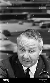 J william middendorf hi-res stock photography and images