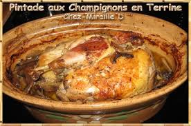 Pintade Aux Champignons En Terrine Cuite Au Four Pintade Recette Recettes De Cuisine Recette