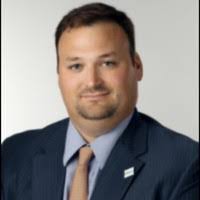 Derek Goss's Instagram, Twitter & Facebook