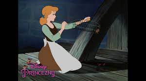 Na kostce se vám zobrazí akce, které můžete v daném tahu s kartičkami provést. Popelka Zachrana Mysaka Guse Disney Princezny Youtube