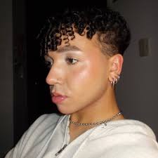 JONATHAN LOGAN (@jonathanlogan_) • Threads, Say more