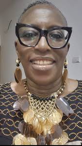 Bon dimanche à Sissy Dipoko