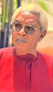 La guerre c la guerre Ben fini avec les #Abdallah les filles naniou kholl  naka laniou wara def khaley goor tdd yii pour leurs punition 1)bakhaléne😕  2)tall laine 😕 3) thiaww laine