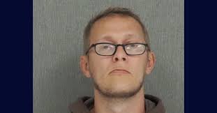 Woman killed her attacker inside laundromat: Deputies