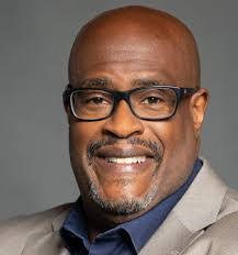 Greg Dees's Instagram, Twitter & Facebook