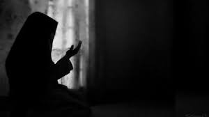 2.2 siluet wanita dan senja. 069253100 1483997181 Siluet Muslimah Berdoa Fatimah N Berita Akurat Dan Terupdate Terkini