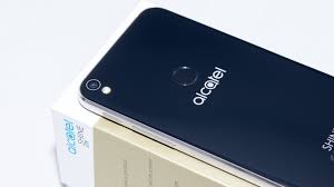 Das Alcatel Shine Lite im Test, Optik ...
