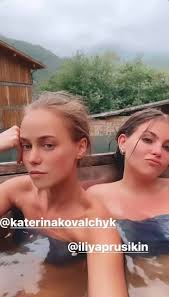 Догадывалась ли маленькая катя о будущем успехе? Katerina Kovalchuk Novaya Devushka Garika Harlamova Biografiya Aktrisy