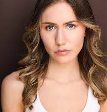 Kate Magee's Instagram, Twitter & Facebook