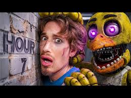 How to get BIRTHDAY SOUNDMAN and GARRY BADGE MORPHS in STRANGE BATHTUB WAR 