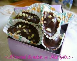 Resepi almond london updated their website address. Resepi Topping Biskut Almond London Resepikek Camored Com