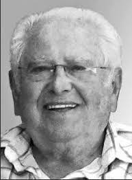 Carolyn Wexler's Instagram, Twitter & Facebook