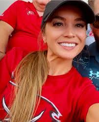 Shelby Higdon's Instagram, Twitter & Facebook