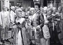 Popelka, se kterou její nevlastní rodina nakládá jako s otrokyní, sní o tom, že navštíví princův bál. Popelka Tv Movie 1969 Imdb