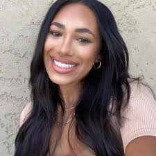 Jazmyn Smith's Instagram, Twitter & Facebook