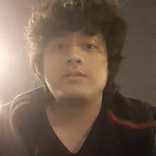 La salsera Daniela Darcourt celebró sus 15 años de carrera artística y no  pudo evitar llorar de emoción al ver a su papá como 'chambelán'.