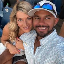 Terry Roach's Instagram, Twitter & Facebook