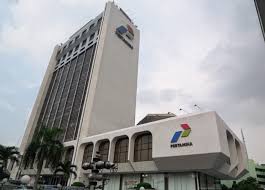 Pertamina @pertamina pada instagram, linkedin, facebook ,twitter dan tiktok, serta pada akun social media resmi rekrutmen @pertaminacareer untuk informasi seputar rekrutmen pertamina group, informasi karir, penipuan, dsb nya. Butuh Ribuan Pekerja Pertamina Gelar 2 Tahap Rekrutmen Petrominer