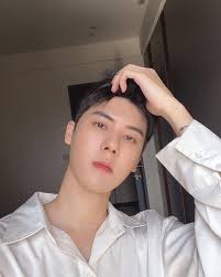 全方位整形外科診所- 「Jasper Chuang] x @dr.laishihyuan 結交一位懂你的好醫生，化身#臉蛋天才不是夢🌟