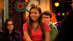 Each episode begins with a comedic what just happened? situation as lindy and logan each spin their own vivid account of a certain occurrence or predicament. I Didn T Do It I Didn T Do It Bild 3 Von 4 Filmstarts De
