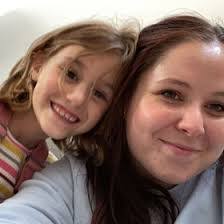 Shanna Mclean's Instagram, Twitter & Facebook