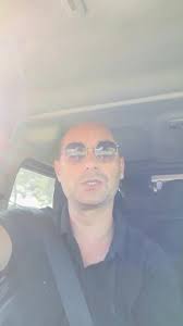 Aanstaande vrijdag is het weer tijd voor Café Ome Jan Live !!!, Jeffrey  Tanis komt weer langs en je weet wat dat betekent: gezelligheid, chaos en  waarschijnlijk een polonaise die niemand besteld ...