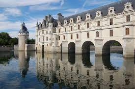 Saturday, july 10th and 24th. Schloss Chenonceau Wikipedia