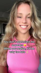 Marisa Moss (@rissaababaayy)