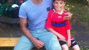 Der kaßlerfelder ballsportclub duisburg 1888 ist ein deutscher der kbc stieg aus der bundesliga ab und verschwand in der versenkung. Kbc Duisburg 1888