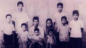 Maybe you would like to learn more about one of these? Emha Ainun Nadjib Wikiwand