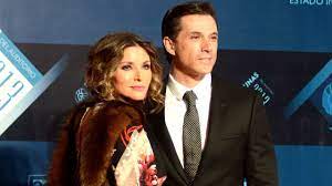 5 ft 9 in / 175 cm, weight: A Pesar De Todo Isabella Camil Sigue Enamorada De Sergio Mayer Youtube