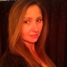 Jeanette Bayne's Instagram, Twitter & Facebook