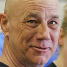 Bruce McLeod (@bmcmbmax)