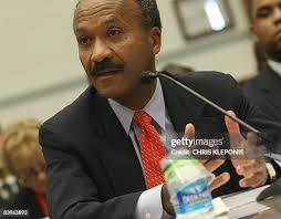 149 Franklin Raines Photos & High Res Pictures