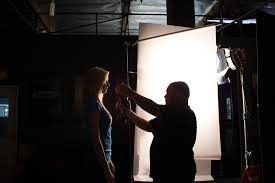 Wrapping Light In Meet Joe Black Lighting Cinematography Lighting Senior Year Fun Book Lights