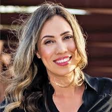 Anita Gardea's Instagram, Twitter & Facebook