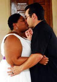 Image result for bwwm plus size couples kissing | Interacial couples,  Interracial couples bwwm, Interracial love