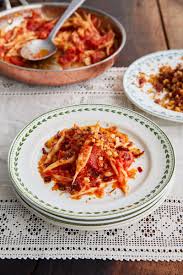 Penne arrabiata | sanjeev kapoor khazana подробнее. Jamie Oliver On Twitter Handmade With Love It S Dannydevito S Family Pasta Beautifully Simple Pasta With A Deliciously Flavoursome Tomato Sauce And Crunchy Breadcrumbs 1 Hour To Go Fridaynightfeast Channel4 Be Sure To